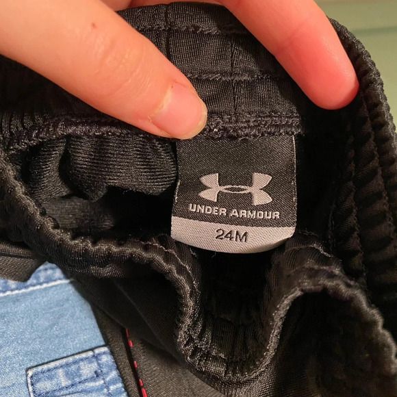 EUC‎ | Under Armour boy’s sweatpants — 24 months - Picture 4 of 4